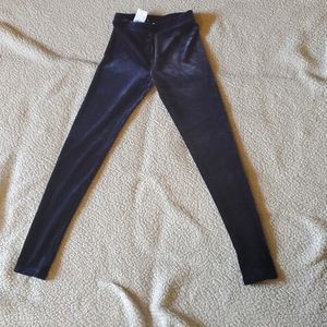 NWT crewcuts by J.Crew girls velevet leggings. Size 12. Color: Navy